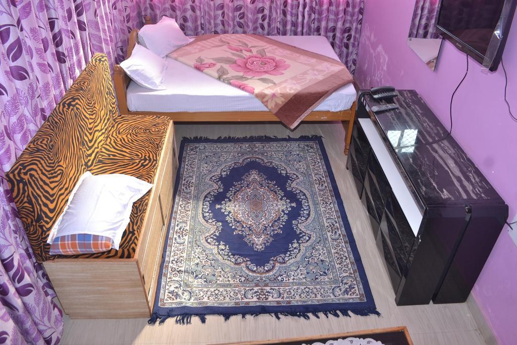 Hotel Sukh Sagar Inn Deoghar Bilik gambar